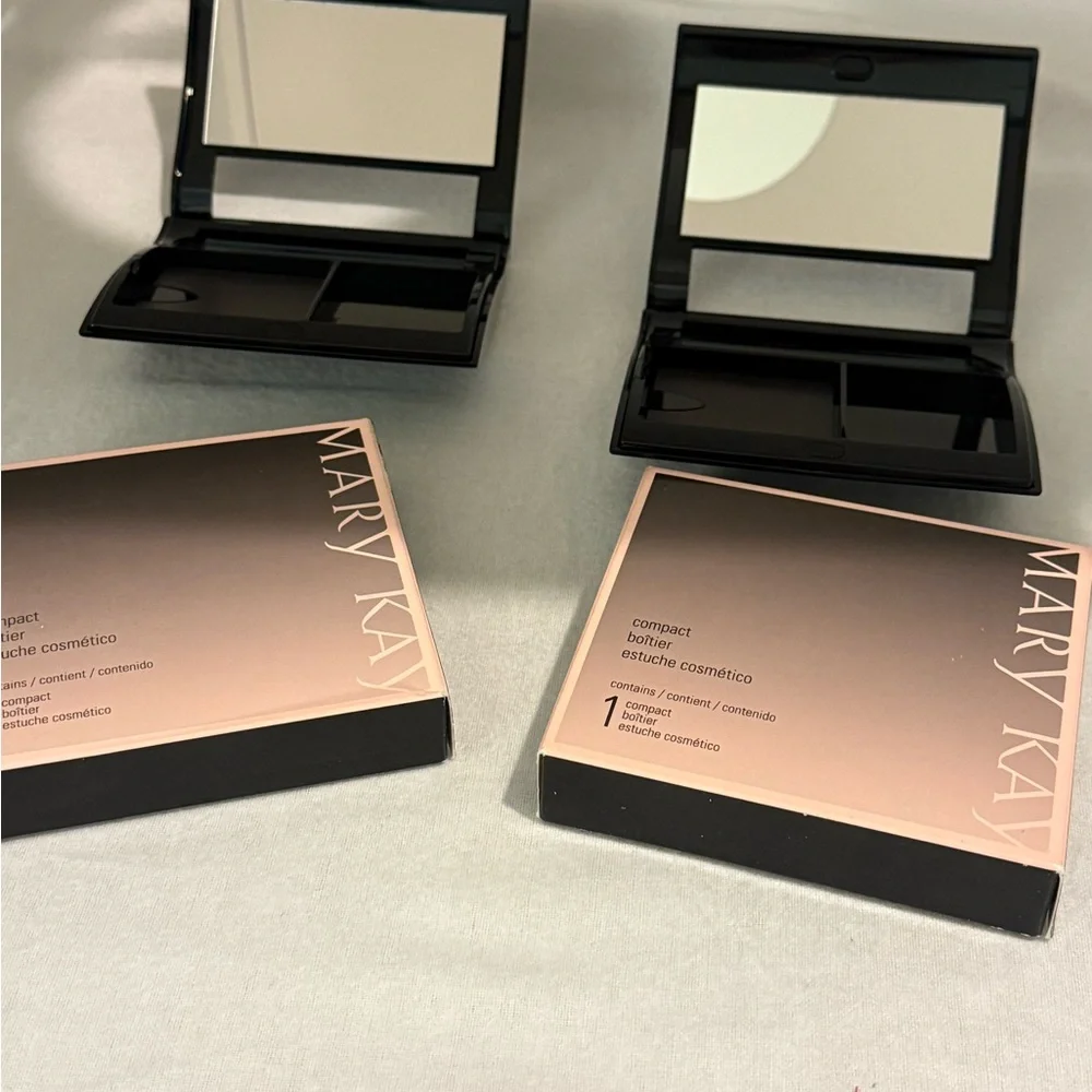 Mary Kay Refillable Custom Elegant Black Makeup Compact Lot of 2 Empty
